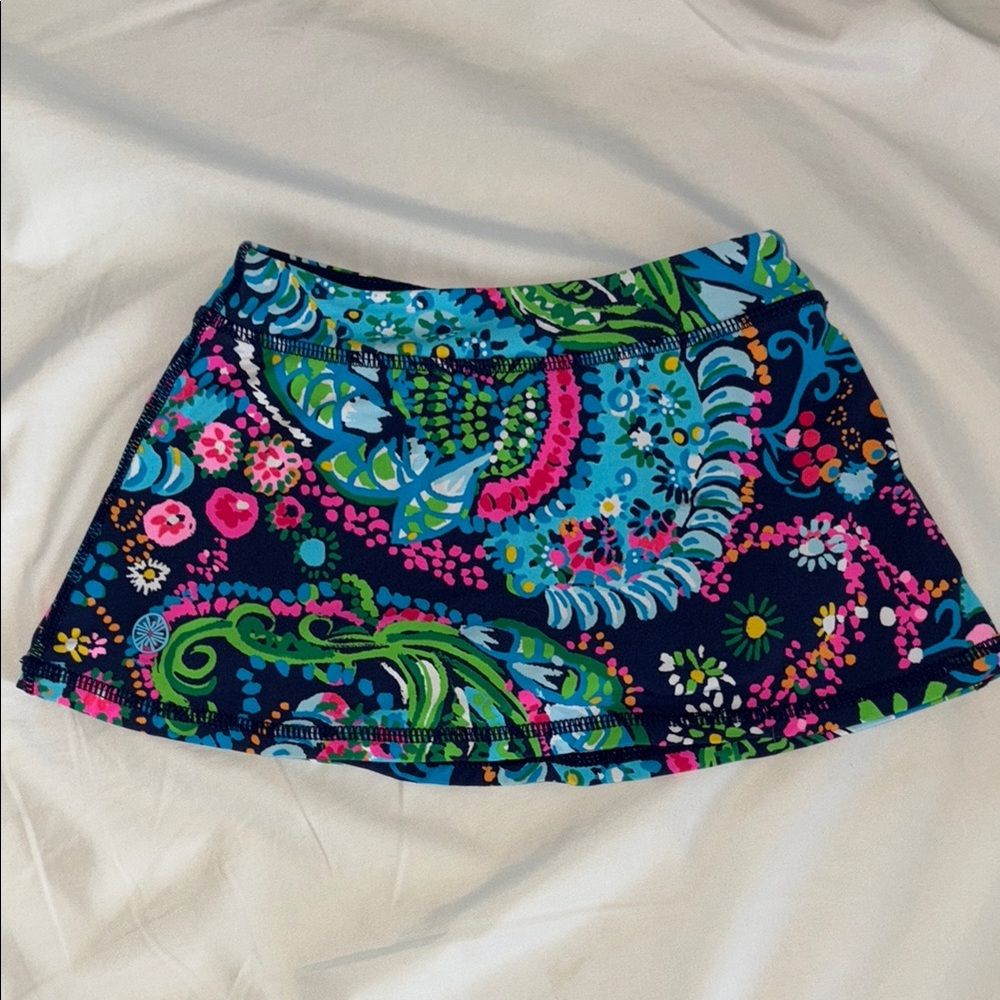 Lilly Pulitzer Luxletic skirt with shorts size 2/3